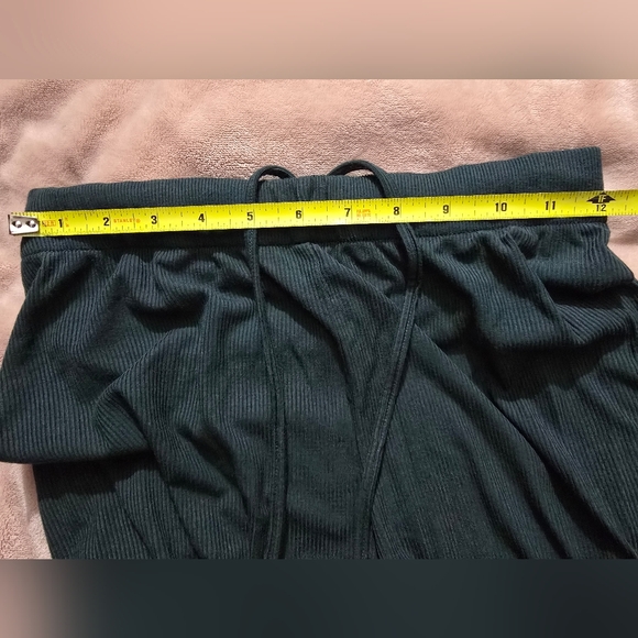 SKIMS Soft Lounge Sleep Set in SPRUCE GREEN Ribbed Size XSmall - Picture 14 of 14